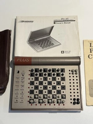 Kasparov Schachcomputer plus Trainerspiel von Saitek 1978 verpackt mit Anleitungen - Bild 1 von 4