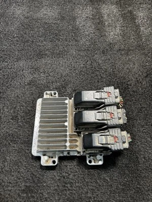 Módulo de control del motor Saturn Vue ECU 2008-2010 OEM 12618587 Foto 1 de 4