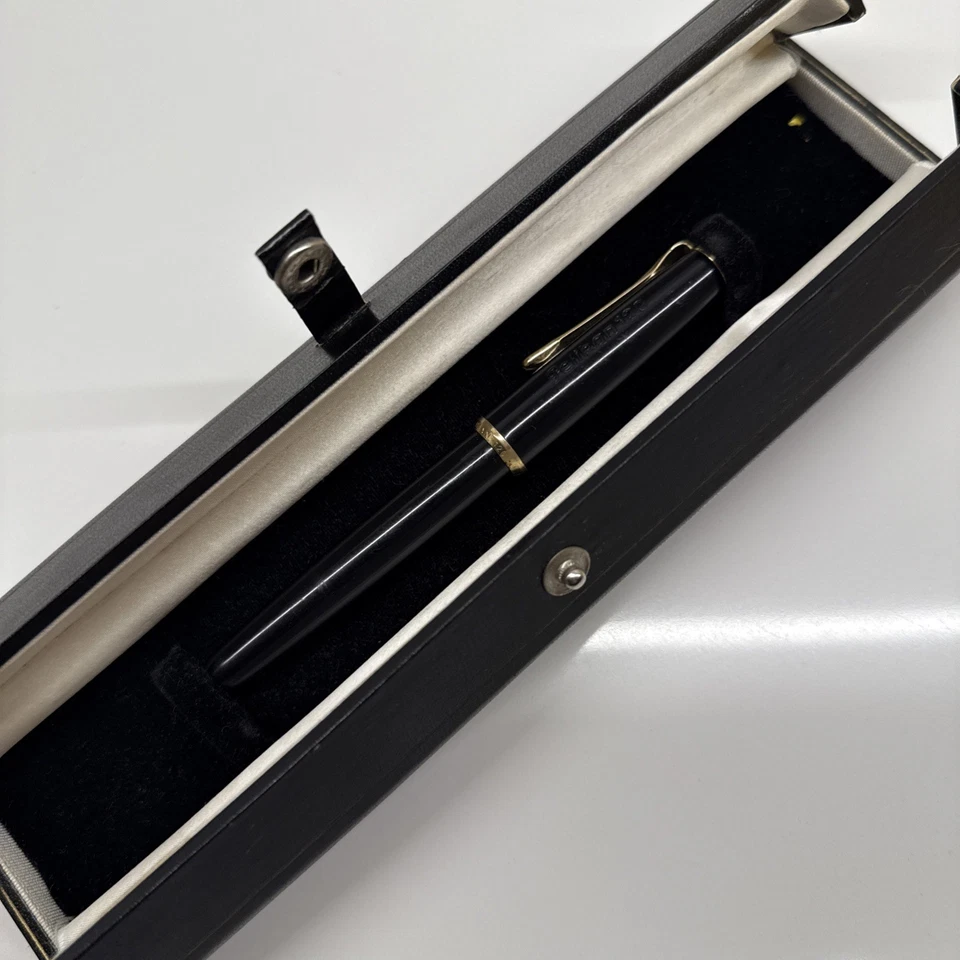 Vintage - Pelikan  120 - Fountain Pen Germany - Image 1 of 4