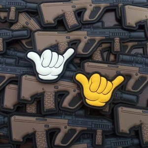 Shaka Patch Ranger Augenklappe Hand Symbol Glow GID Small Emoji Patch für Mütze - Bild 1 von 3