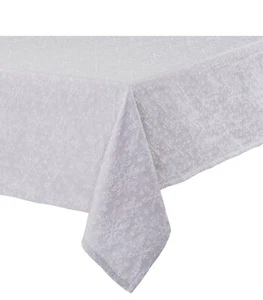 Bee & Willow™ Jacquard Snow Rectanguar Tablecloth in White Various Sizes - Bild 1 von 3