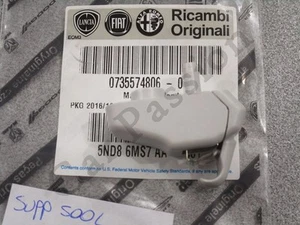 GANCIO SUPPORTO FISSAGGIO ALETTA PARASOLE FIAT 500L DAL 2012 PANTINA GRIGIO CHIA - Foto 1 di 1