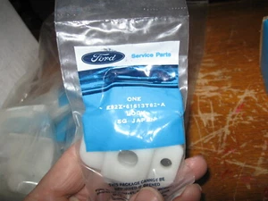 OEM NOS Ford Probe 1989-1992 rear Seat Latch White Seatback # e92z-61613t82 - Picture 1 of 2