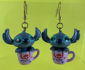 DISNEY STITCH THE ALIEN COFFEE CUP DANGLE FIGURAL FASHION STATEMENT EARRINGS - Picture 1 of 5