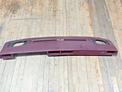 Cadillac Coupe Deville 1991 tablero delantero tablero superior borgoña fabricante de equipos originales usado Foto 1 de 4