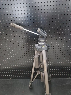 Quantaray Titan 2 QT 11-750 3Way Head 3 Section Tripod 26.25"-64.75" Heavy Duty - Image 1 of 4