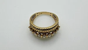 0.20ctw natural diamond ring | 10k yellow gold | 3.60gm | Ring size 7 - Picture 1 of 7