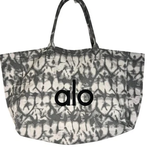 Alo Shopper Umhängetasche Tasche grau Batik Einheitsgröße Yoga Fitness Gym - Bild 1 von 6