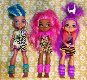 4x Cave Club 8" Dolls Bundle Lot - Slate + Fernessa + Roaralai dolls - Picture 1 of 9