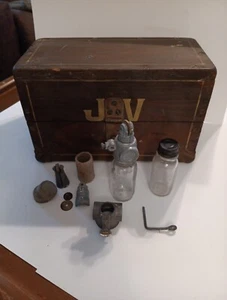 Kit de piezas y caja de madera vintage a rayas - Imagen 1 de 8
