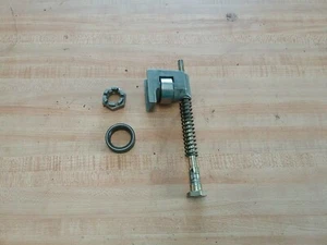 2007 Skidoo Summit Adrenaline 800R Chain Tensioner  - Imagen 1 de 2