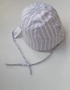 JACADI CHAPEAU BOB EN COTON BÉBÉ 6 MOIS (TOUR DE TÊTE : 45 CM) BLANC GRIS BLEU  - Picture 1 of 9