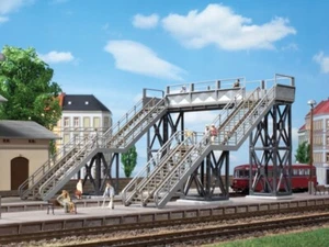 11363 Auhagen HO Fußgängerüberzug für Bahnhöfe Bausatz Maßstab 1:87 - Bild 1 von 3