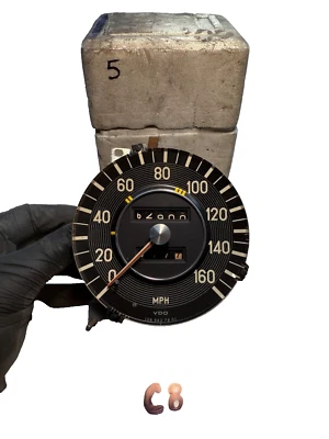 Mercedes Benz VDO W108 / 1972 280SE Instrument Cluster Speedo 1085427901 - Image 1 of 4