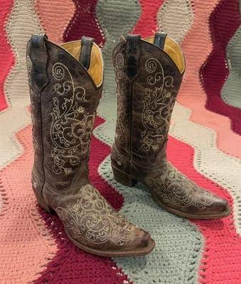 Botas de Vaquera Corral Puntera Corta Marrón Blanco Floral Bordado Western Mujeres 4.5 T Foto 1 de 4