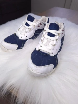Vintage 90s Nike Forefoot Air Women’s Sneakers White Navy | Size US 7.5 EU 38.5 - Image 1 of 4