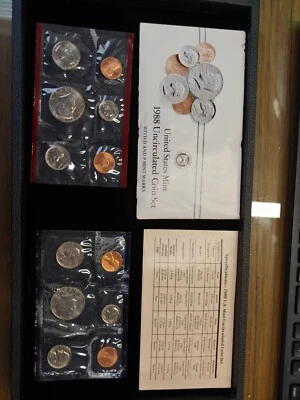 1988 P&D Mint Set Brilliant Uncirculated US with Envelope & COA (10 Coin Set) - Image 1 of 4