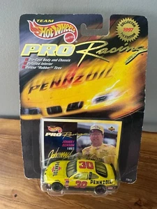 Hot Wheels Johnny Benson 1997 #30 Pennzoil Die-cast Car - Picture 1 of 5