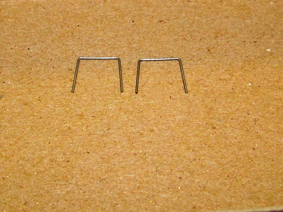 #7602 WIRE HANDRAIL, FORMED, OLD TIME CAR, 2 PER LOT BY MANTUA TYCO NEW HO SCALE - Image 1 of 1