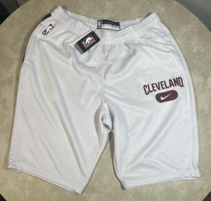NWT Nike Cleveland Cavaliers White Sweat Shorts Size XXL - Picture 1 of 12