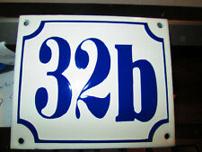 Hausnummer Emaille Nr 32b dunkel-blau Zahl auf weißem Hintergrund 12 cm x 10 cm 