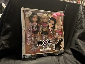Moxie Girlz Be True Be You Rare Marin And Avery Artitude Best Friends Pack - New - Picture 1 of 9