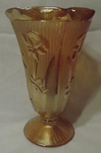 Vintage Jeanette Ringelblume Karneval Glas Iris und Fischgrät Fuß Vase 20085 - Bild 1 von 6