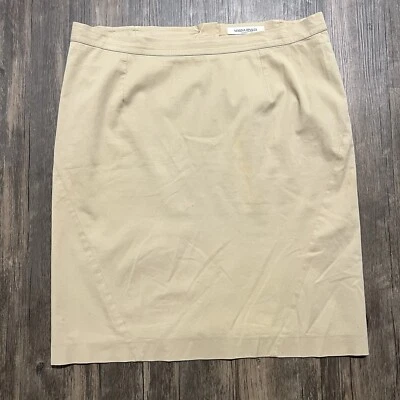 Falda lápiz recta beige con abertura trasera forrada hasta la rodilla Marina Rinaldi seda 14 Foto 1 de 4