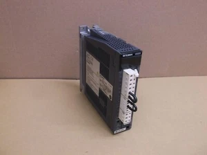 MR-J3-40A Mitsubishi DEMO 400W Servomotor Verstärker Antrieb MRJ340A - Bild 1 von 4