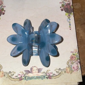 The French Atelier Waterlily Flower Hair Pinch Clip Powder Blue Polka Dots  NEW - Picture 1 of 5