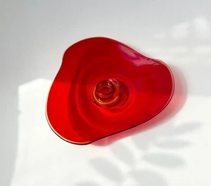 Candelabro triangular soplado a mano rojo rubí épico Viking Glass Co. - Imagen 1 de 10