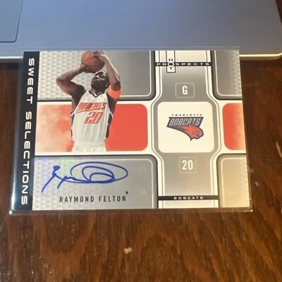 Raymond Felelon 2006-07 Fleer Hot Prospects Sweet Selections automático/50 Bobcats Foto 1 de 4