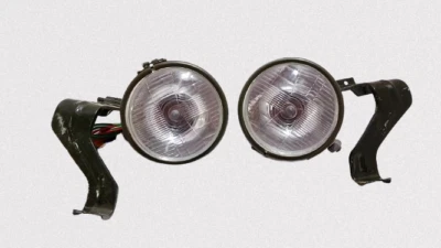 Passend für Willys Jeep MB Ford GPW "F" Scheinwerfer Licht mit Halterung Paar... - Bild 1 von 4