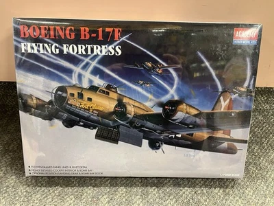 * KIT MODELO PLÁSTICO FORTALEZA VOLADORA ACADEMIA ESCALA 1/72 BOEING B-17F #2142 *ST Foto 1 de 4