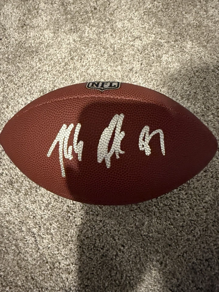 Fútbol americano firmado por Rob Gronkowski con certificado de autenticidad Patriots Foto 1 de 1