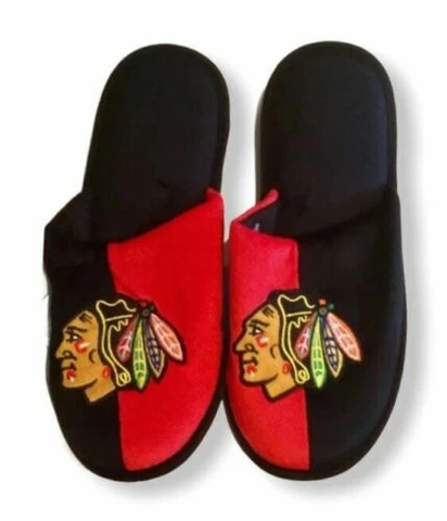 Chicago Blackhawks Men's Big Logo Team Plush Slide Slippers Medium 9-10 Cover