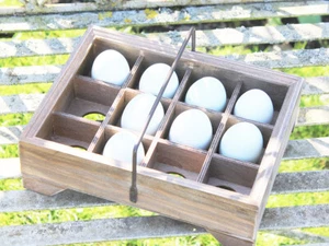 BASKET 12 HANDLE WOOD HOME EGG TRAY RACK HOLDER CHICKEN SUMMER VINTAGE PARTY  - Picture 1 of 6