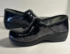 Blue/Purple Floral Dansko XP 20 , Size 37 Nursing Clogs . (6.5) - Picture 1 of 7