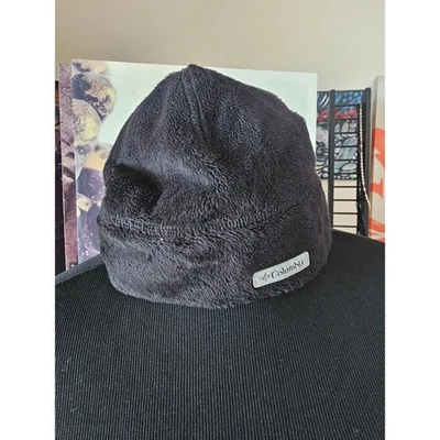Columbia Women's Black Fleece Beanie Hat Winter Warm Cozy Outdoor Gear One Size - Image 1 of 4
