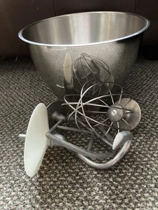 Kenwood Chef Stainless Steel Bowl & 3 Attachment’s beater whisk doughy hook - Picture 1 of 4