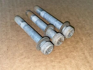 Buje de cojinete de rueda trasera Corvette pernos Torx GM OEM 84 85 86 87 - Imagen 1 de 3