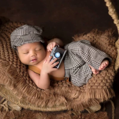 Conjunto de sesión de utilería para recién nacido bebé niño gorra + pantalones con tirantes bebé Foto 1 de 4