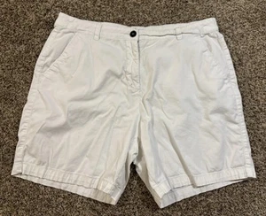 Kim Rogers White Bermuda Shorts. Size: 16. - Picture 1 of 13