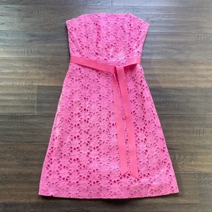 LILLY PULITZER Dress Womens Sz 4 Pink Floral Eyelet Lace Strapless - Picture 1 of 5