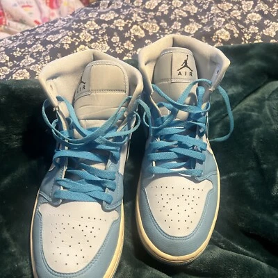 Talla 11 - Air Jordan 1 SE Mid Ice Blue W Foto 1 de 4