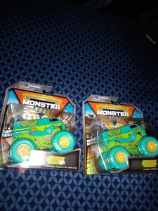 Lot Of 2 2022 Monster Jam Series 23 "THE MYSTERY MACHINE" 1/64 Scale Scooby Doo - Picture 1 of 3