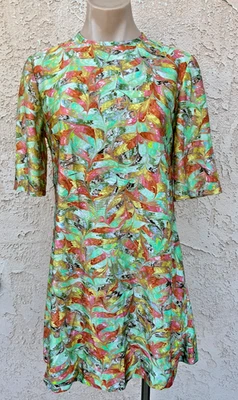 Mini Vestido Vintage Años 70 Estampado Mármol Verde Poli Satinado S/S Talla S Usado en Excelente Condición Foto 1 de 4
