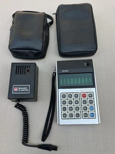 Rare Calculatrice SHARP EL-811 + SHARP EL-81 + Pochette Compet ELSI-811 Vintage - Afbeelding 1 van 24