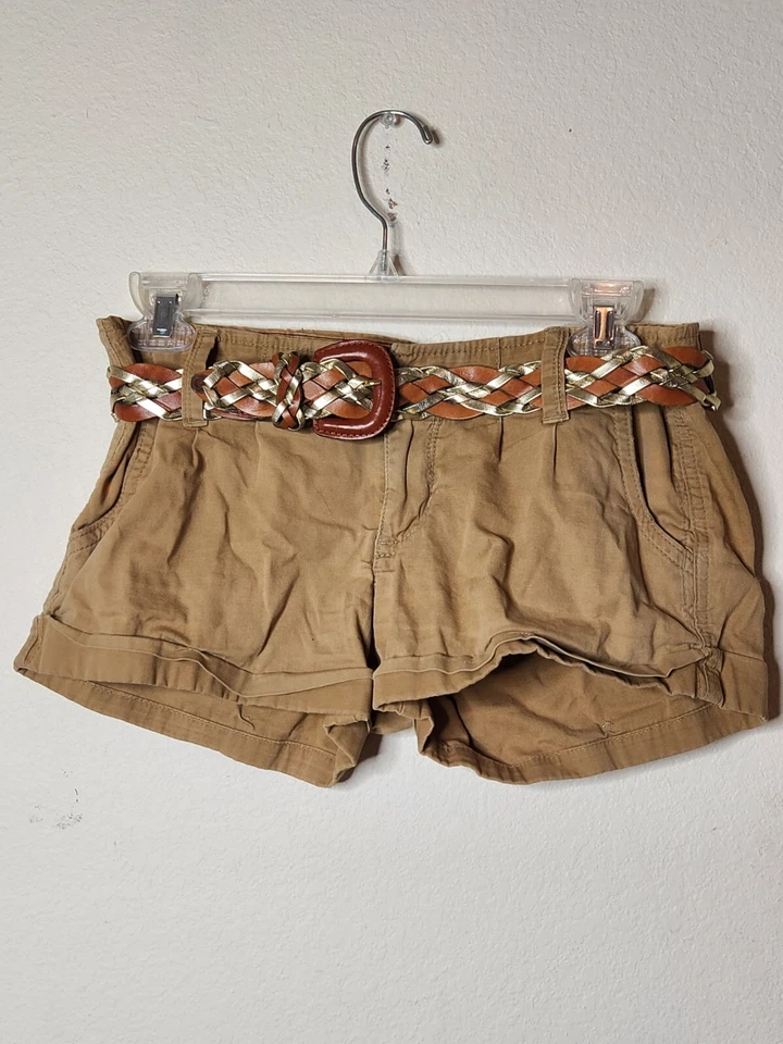 Vintage Hollister Women's Khaki Shorts Size 1 and Gold/Brown Shiny Belt - Image 1 of 4