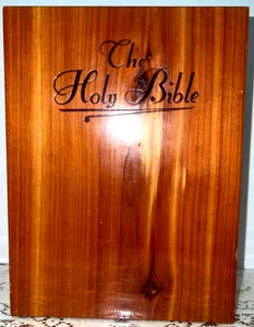 The HOLY BIBLE Memorial Edition 1958 Illustrated Concordance with Wood Case - Picture 1 of 10